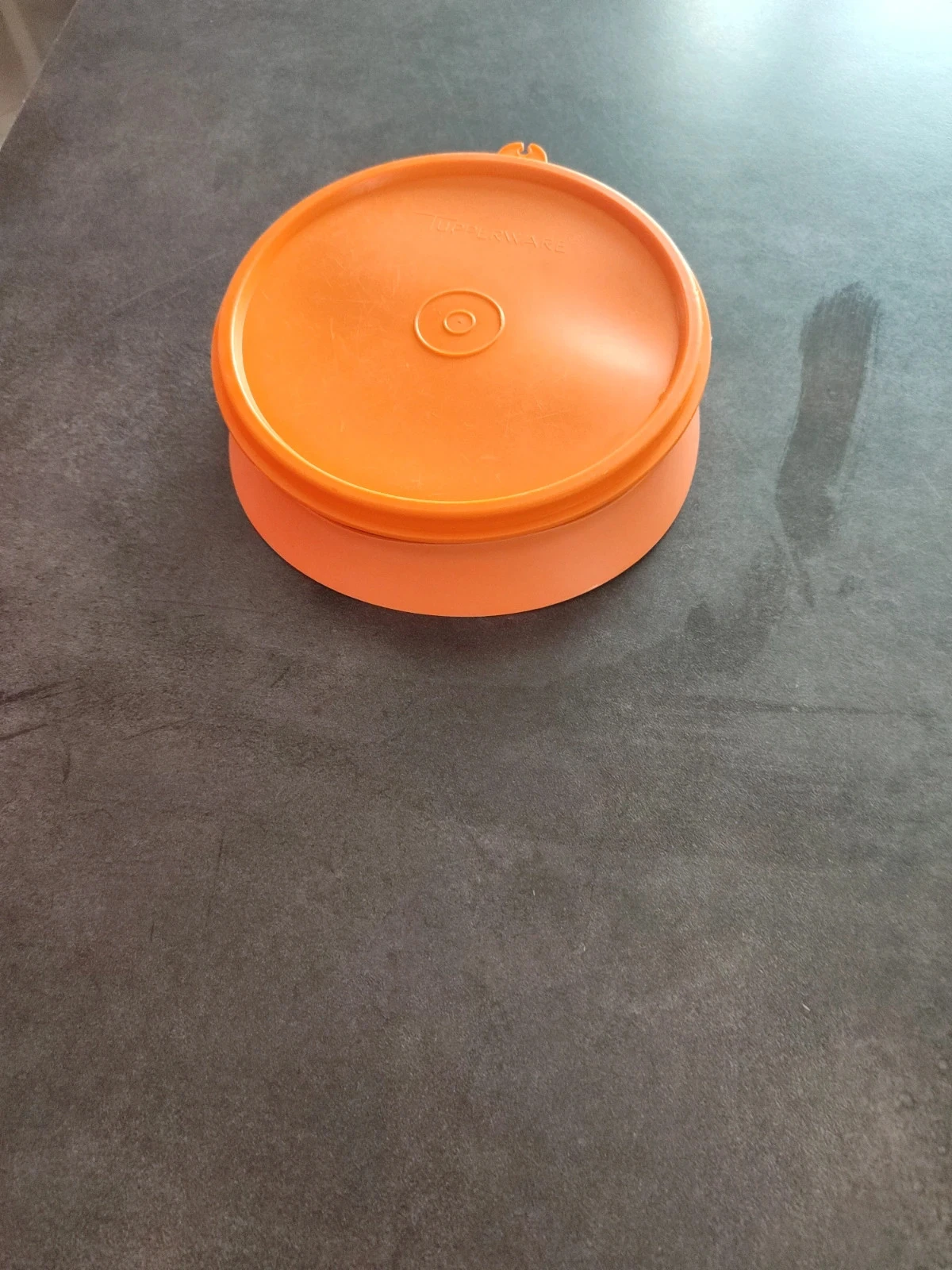 Assiette bébé tupperware